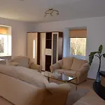 With Outdoor Jacuzzi And Sauna Apartmán