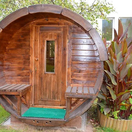 Апартаменты With Outdoor Jacuzzi And Sauna Вильнюс