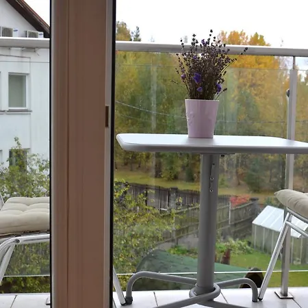 Apartment With Outdoor Jacuzzi And Sauna
