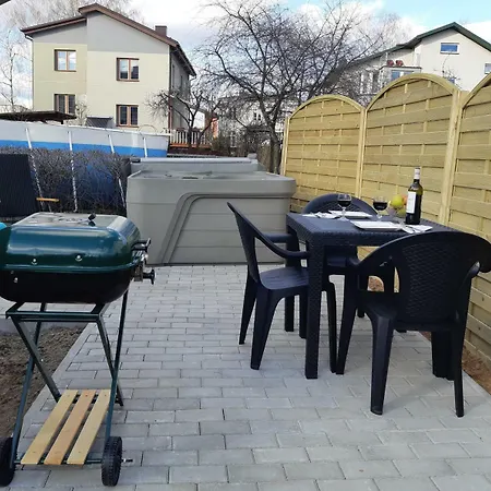 With Outdoor Jacuzzi And Sauna Apartment *