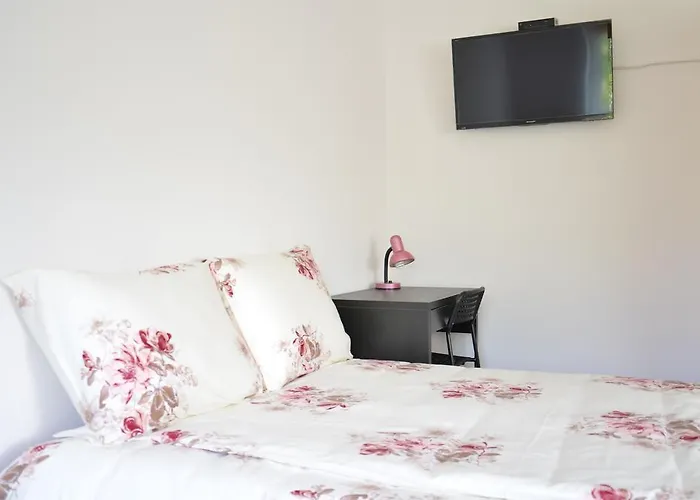 With Outdoor Jacuzzi And Sauna * Вильнюс