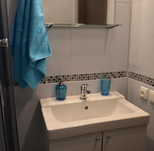 With Outdoor Jacuzzi And Sauna Appartement *